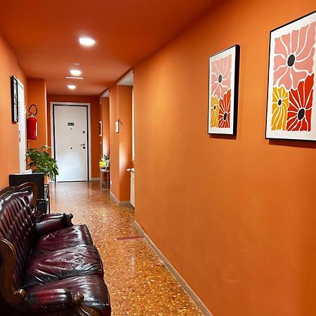 Bam Bam Tiburtina Guesthouse ローマ エクステリア 写真
