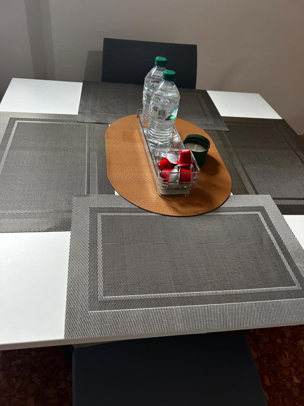 Bam Bam Tiburtina Guesthouse ローマ エクステリア 写真