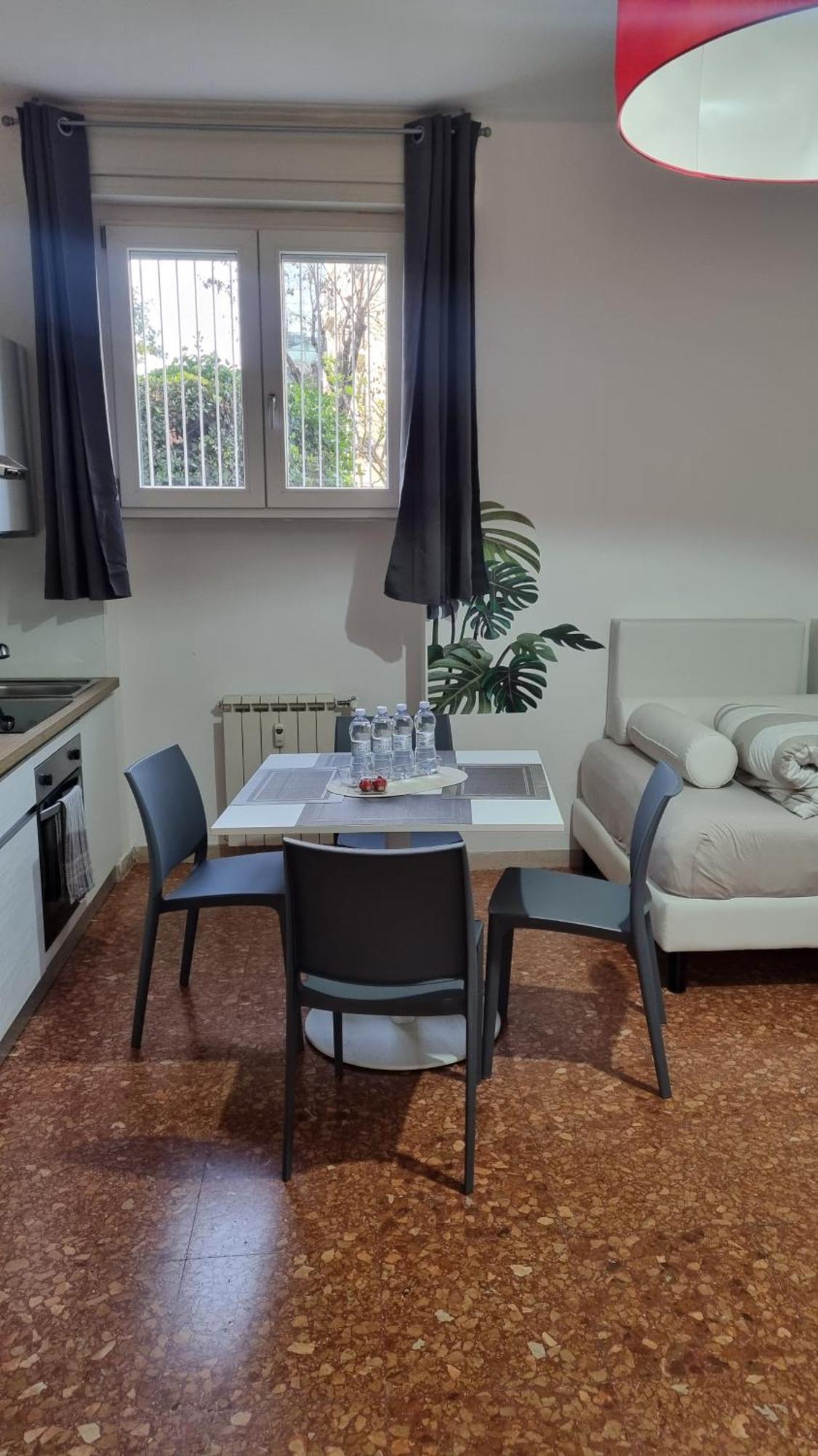 Bam Bam Tiburtina Guesthouse ローマ エクステリア 写真