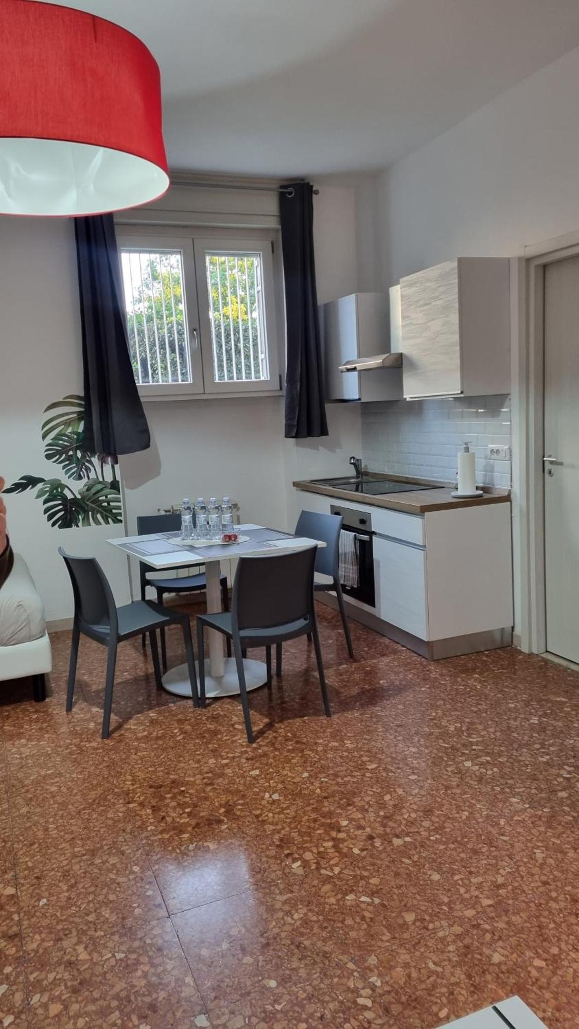 Bam Bam Tiburtina Guesthouse ローマ エクステリア 写真
