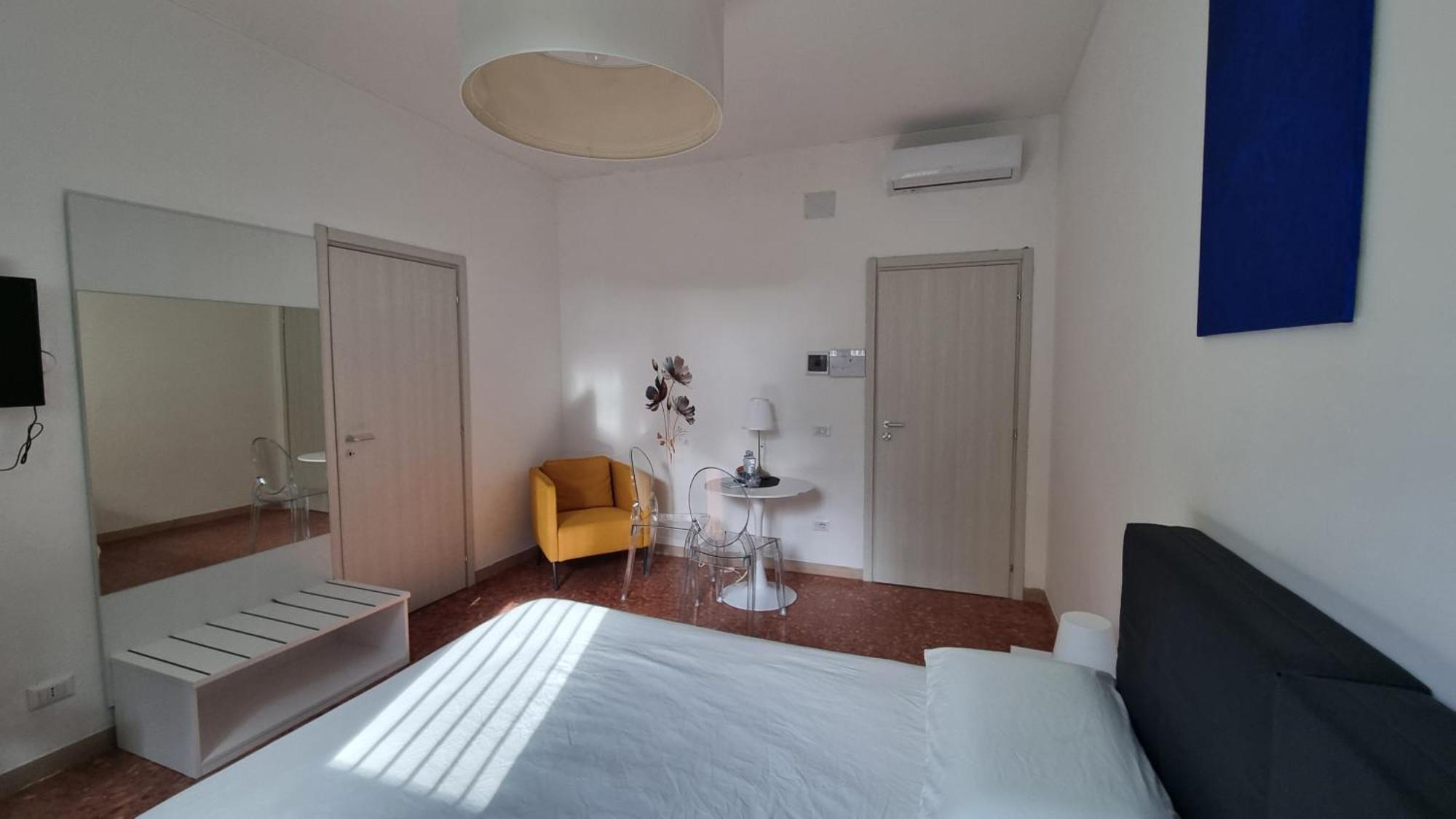 Bam Bam Tiburtina Guesthouse ローマ 部屋 写真